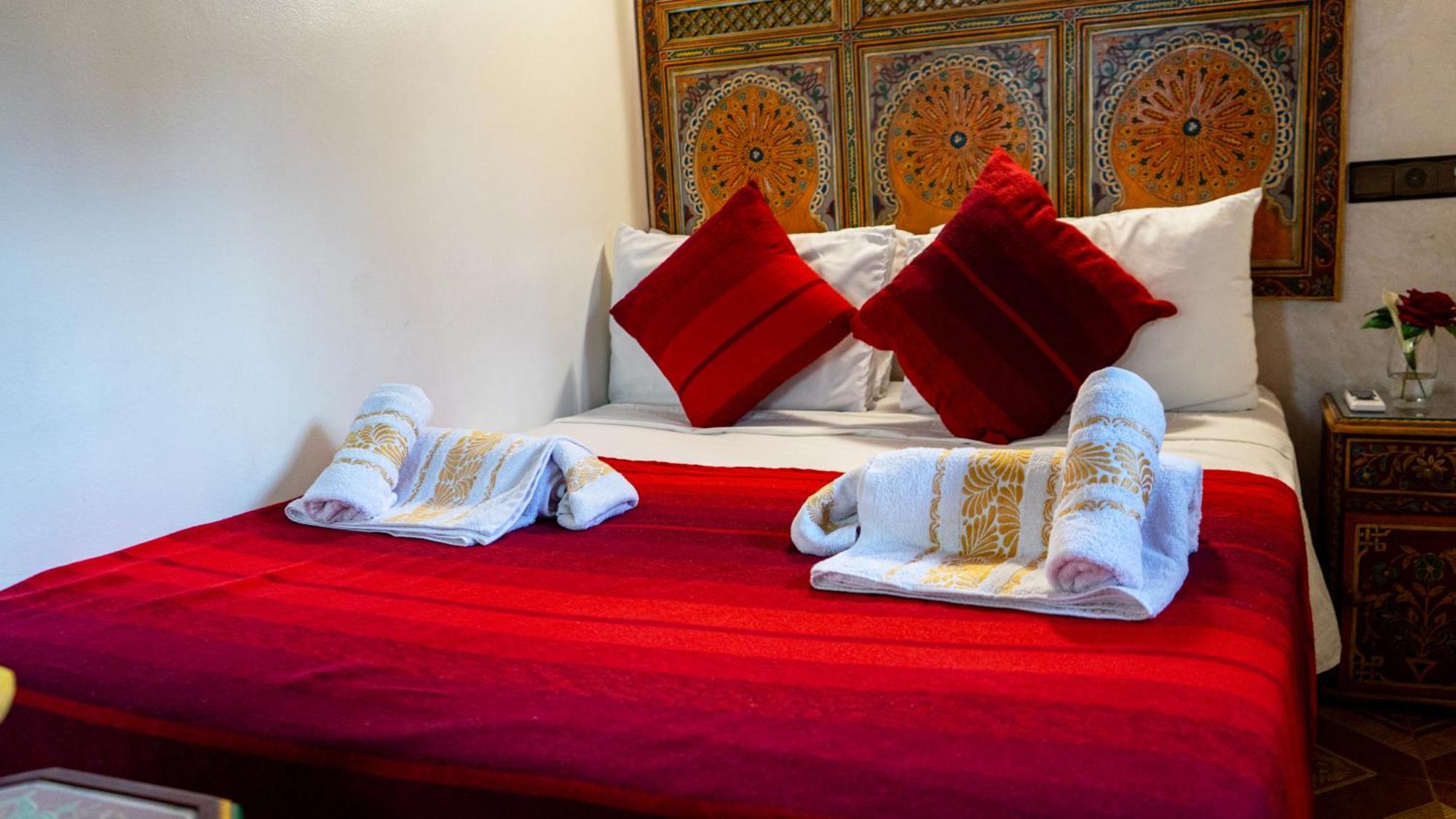 Riad Dar El Ouedghiri Фес Экстерьер фото