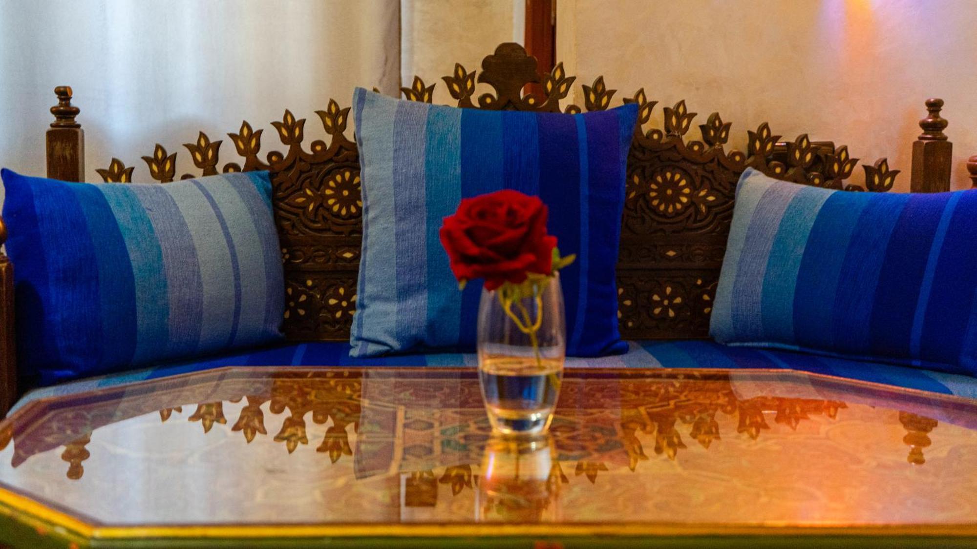 Riad Dar El Ouedghiri Фес Экстерьер фото