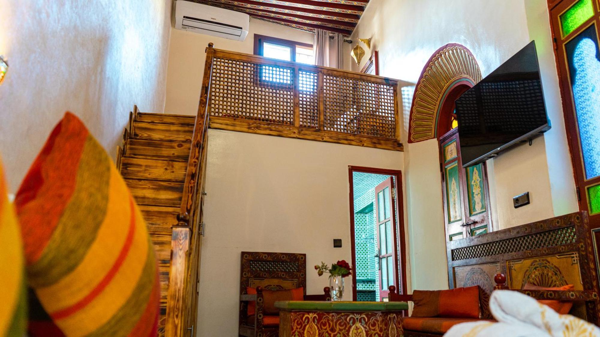 Riad Dar El Ouedghiri Фес Экстерьер фото