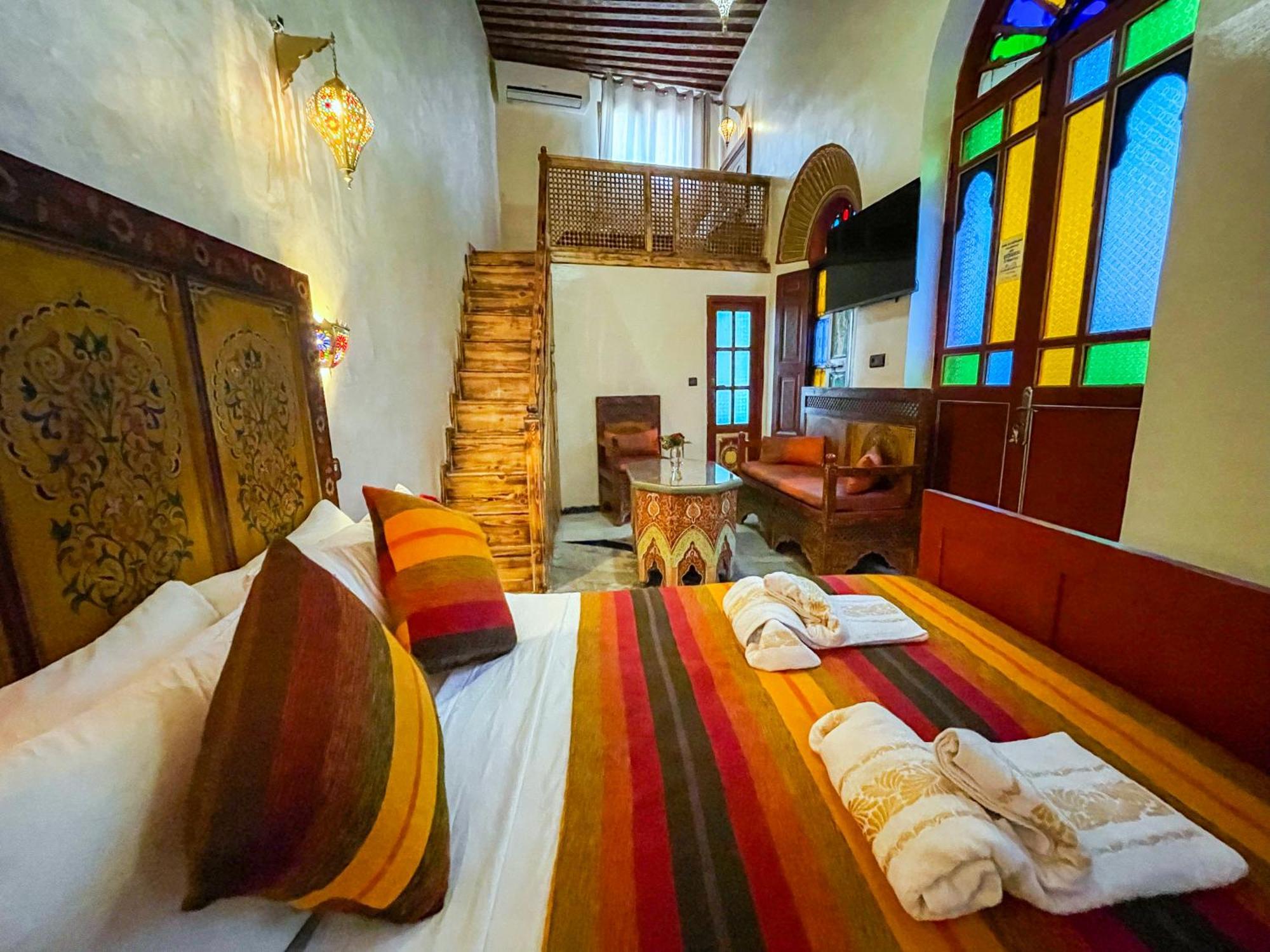 Riad Dar El Ouedghiri Фес Экстерьер фото
