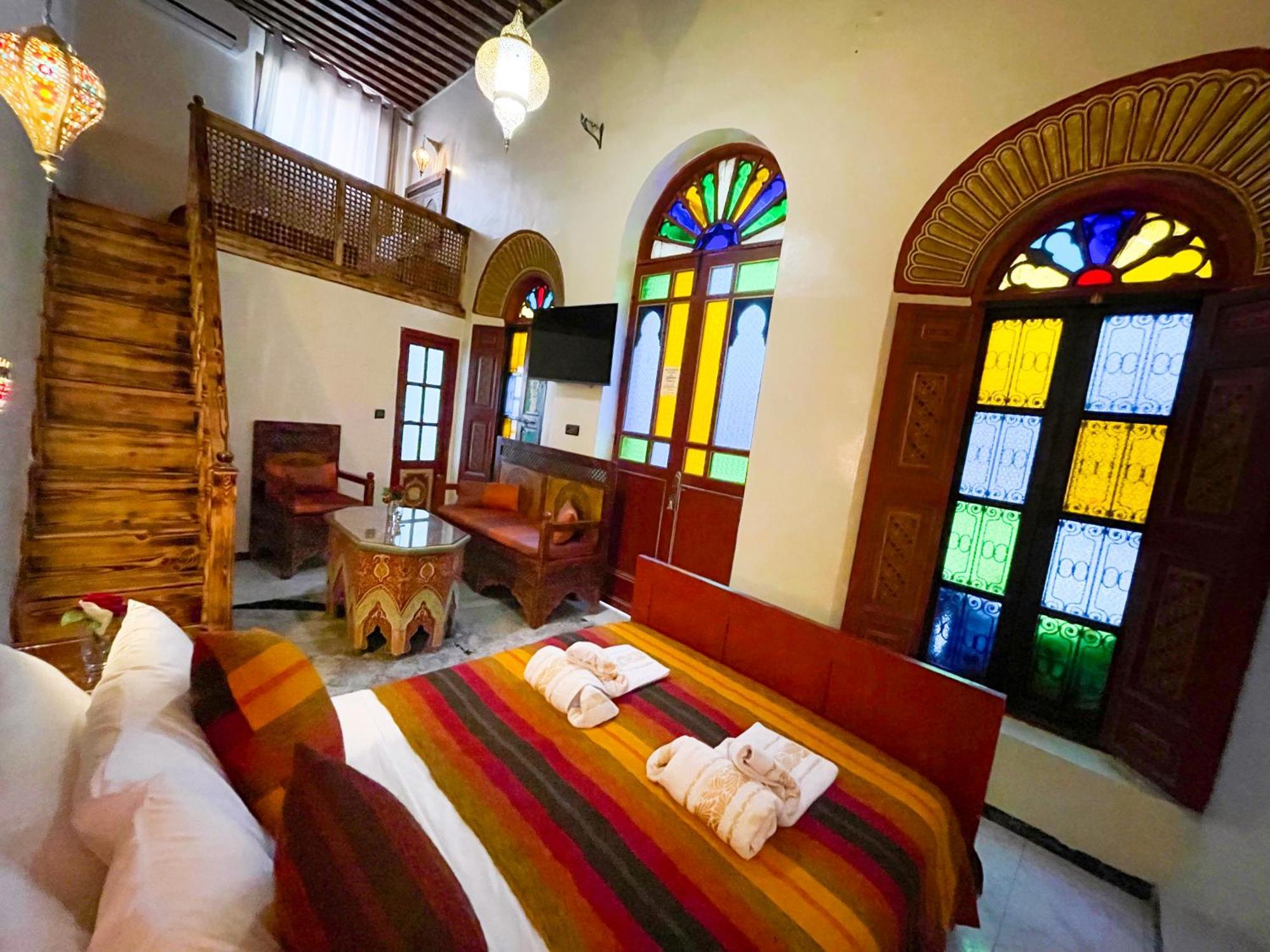 Riad Dar El Ouedghiri Фес Экстерьер фото