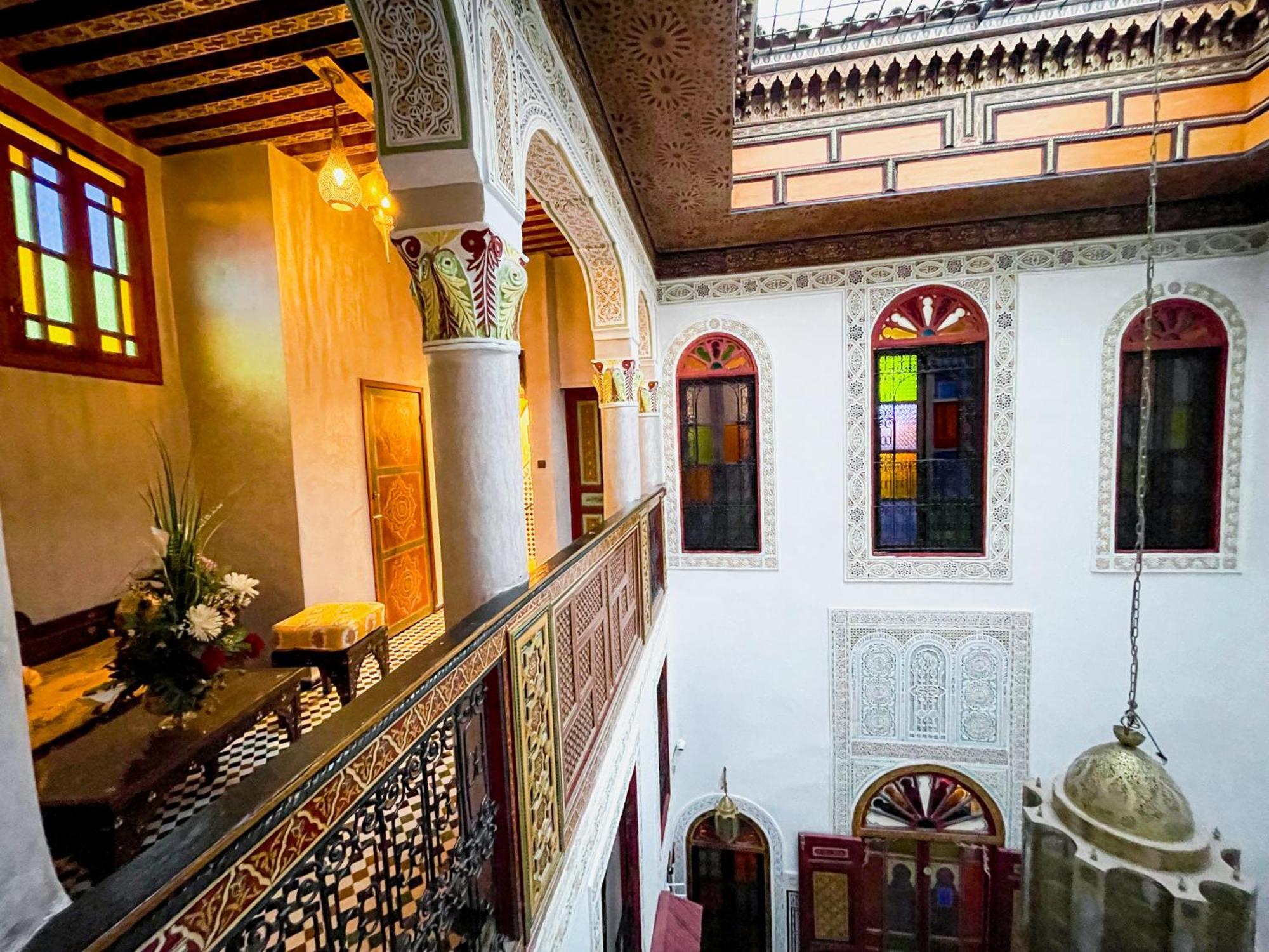Riad Dar El Ouedghiri Фес Экстерьер фото